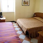 Montecodeno Hotel