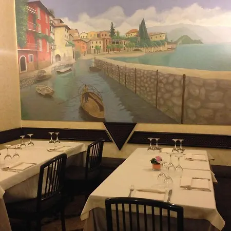 Hotel Montecodeno Varenna